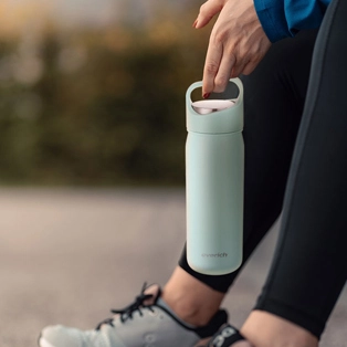 Garrafa de água isolada com infusor 01613A