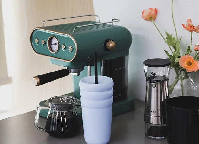 Copo de café 20 oz com palha 01606