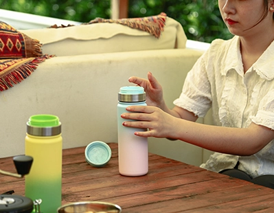 Indústria de garrafas de aço inoxidável: padrões e regulamentos